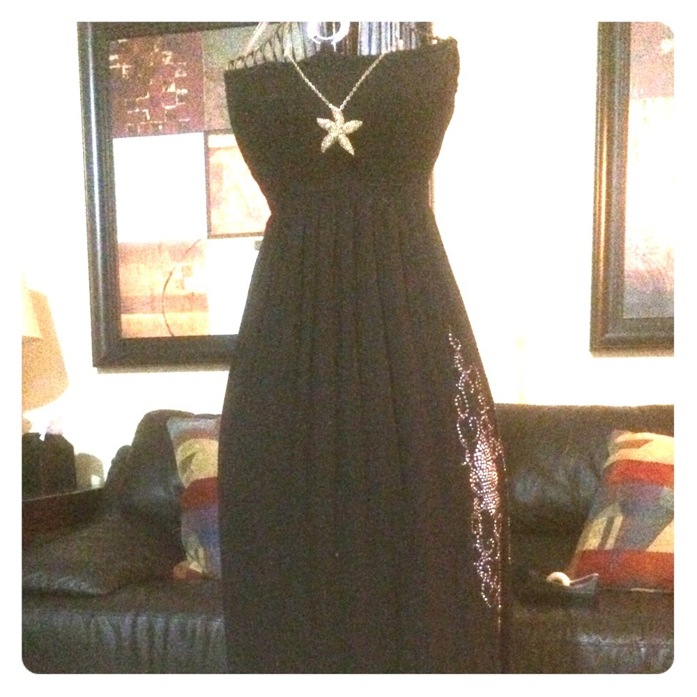 Very comfortable dress new
